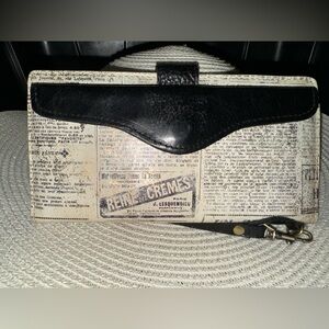 Patricia Nash wallet 👛